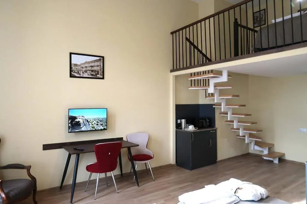 Opera Garden Apartment 2 In Tbilisi Center Грузия